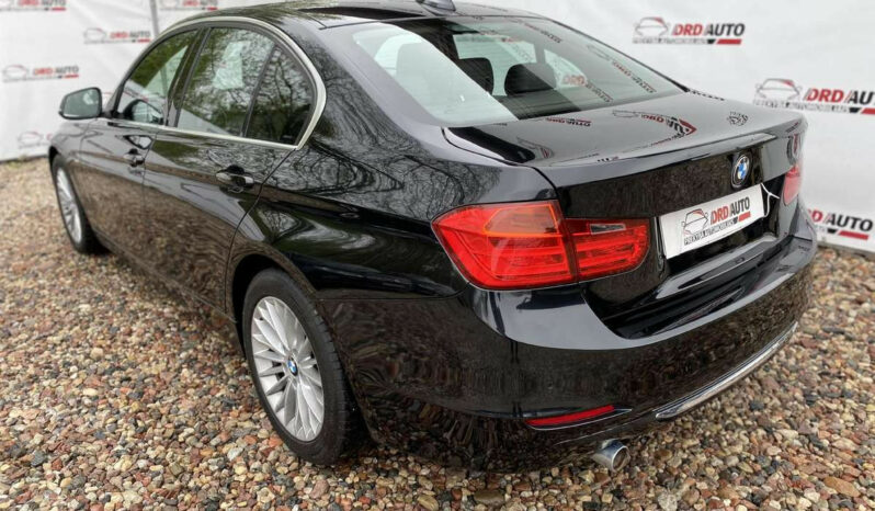 Naudoti 2013 BMW 318 full