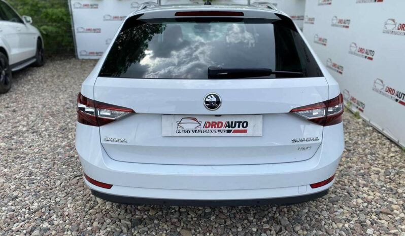 Naudoti 2017 Skoda Superb full