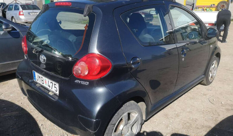 Naudoti 2008 Toyota Aygo full