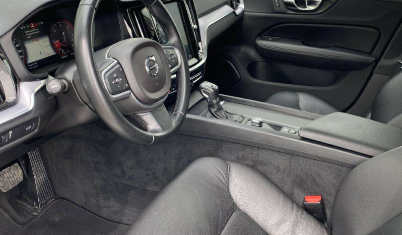 Naudoti 2018 Volvo V60 full