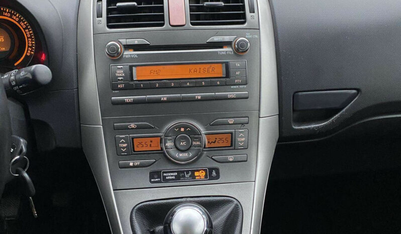 Naudoti 2008 Toyota Auris full