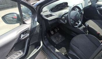 Naudoti 2016 Peugeot 208 full