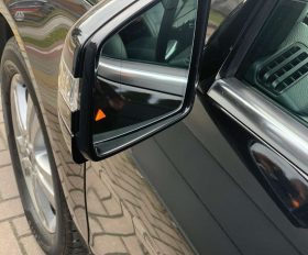 Mercedes Benz R350 2011