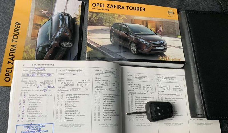 Opel Zafira Tourer 2012 full
