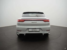Porsche Cayenne 2022