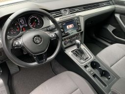 Volkswagen Passat 2018 full