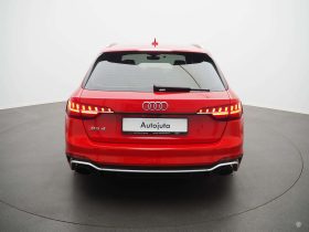 Audi RS4 2021