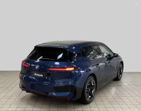 BMW X7, 3.0 l., visureigis / krosoveris
