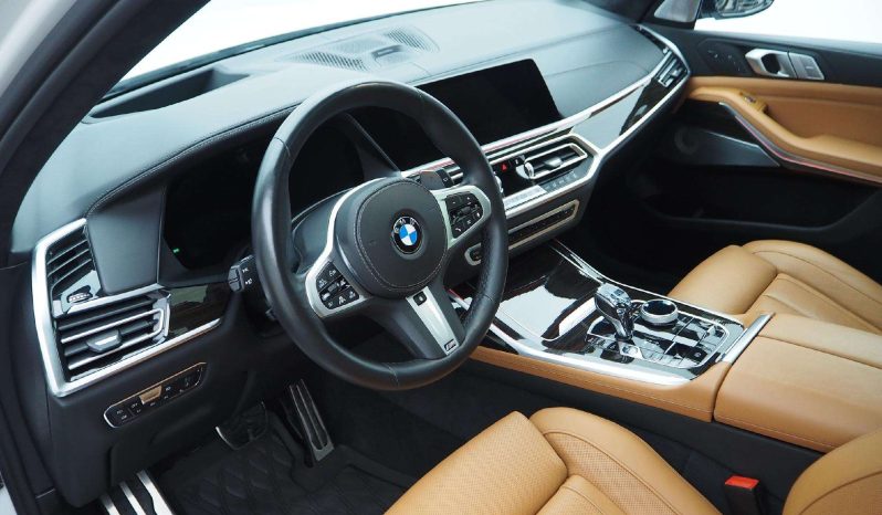 BMW M850, 4.4 l., kupė (coupe) full