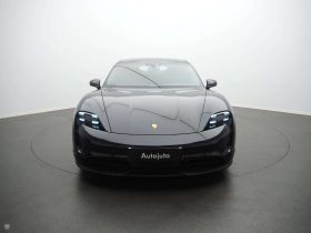 Porsche Taycan 2021