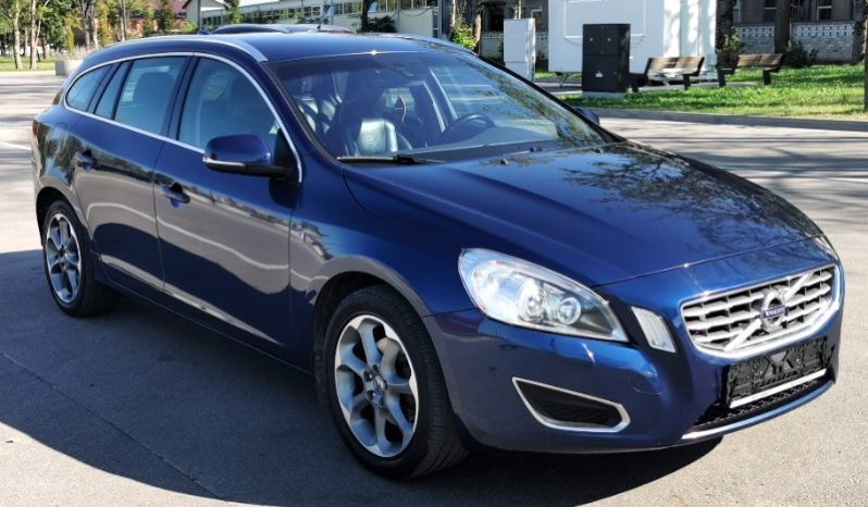 Volvo V60 2012 full