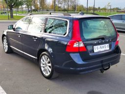 Volvo XC70 2010 full