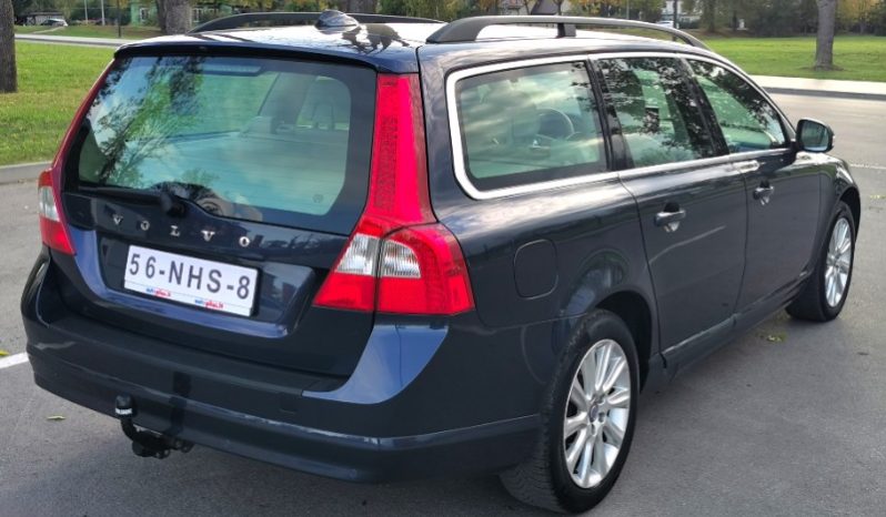 Volvo XC70 2010 full