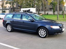 Volvo XC70 2010 full