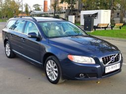 Volvo XC70 2010 full