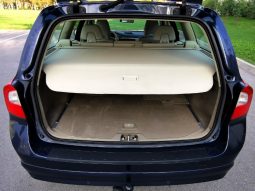 Volvo XC70 2010 full