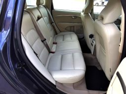 Volvo XC70 2010 full