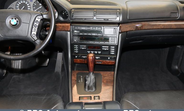 BMW 750 V12 iL Automatas 1998 full