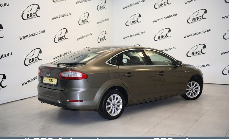 Ford Mondeo 2.0i 2011 full