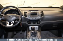 Kia Sportage 1.7 CRDi 2011 full