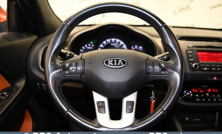 Kia Sportage 1.7 CRDi 2011 full