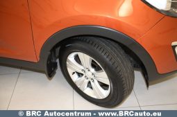 Kia Sportage 1.7 CRDi 2011 full