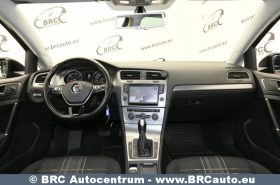 Volkswagen Golf Variant 2.0TDI Lounge Automatas 2015