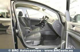 Volkswagen Golf Variant 2.0TDI Lounge Automatas 2015