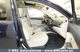 Mitsubishi Outlander 2.4i 2WD LPG Automatas 2012