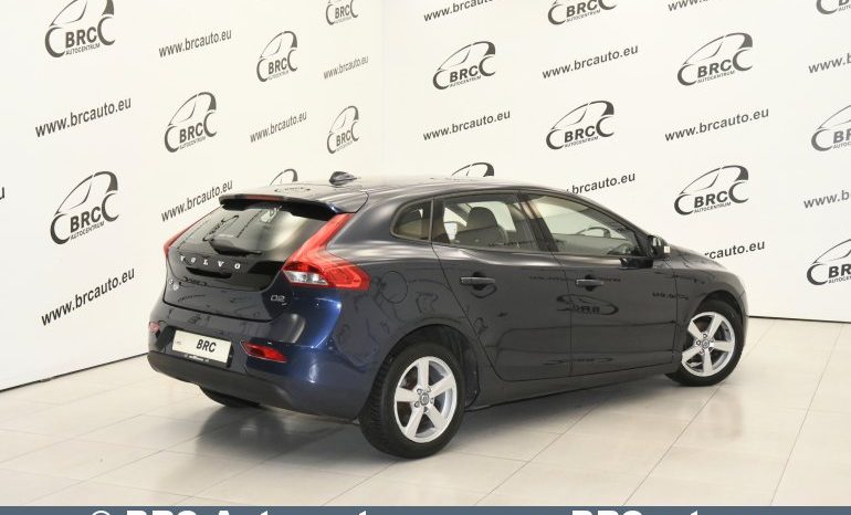 Volvo V40 D2 2012 full