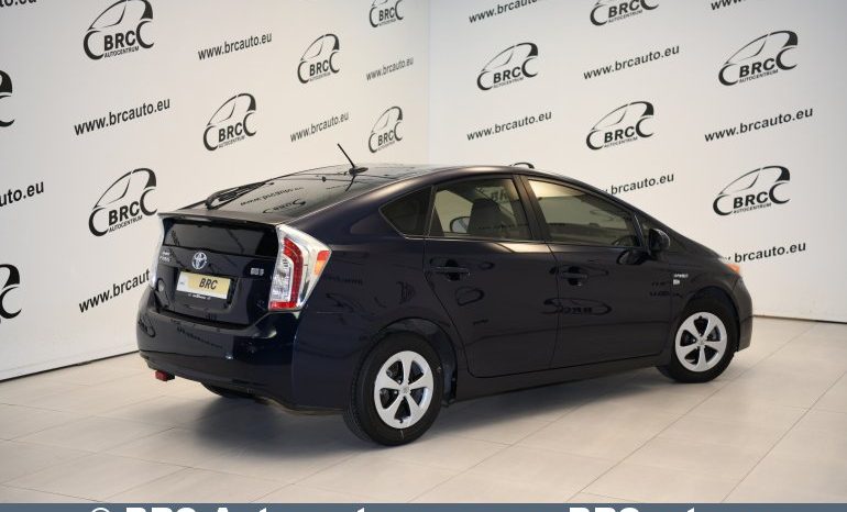 Toyota Prius 1.8 Hybrid Automatas 2013 full