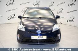 Toyota Prius 1.8 Hybrid Automatas 2013 full