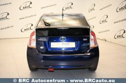 Toyota Prius 1.8 Hybrid Automatas 2013 full