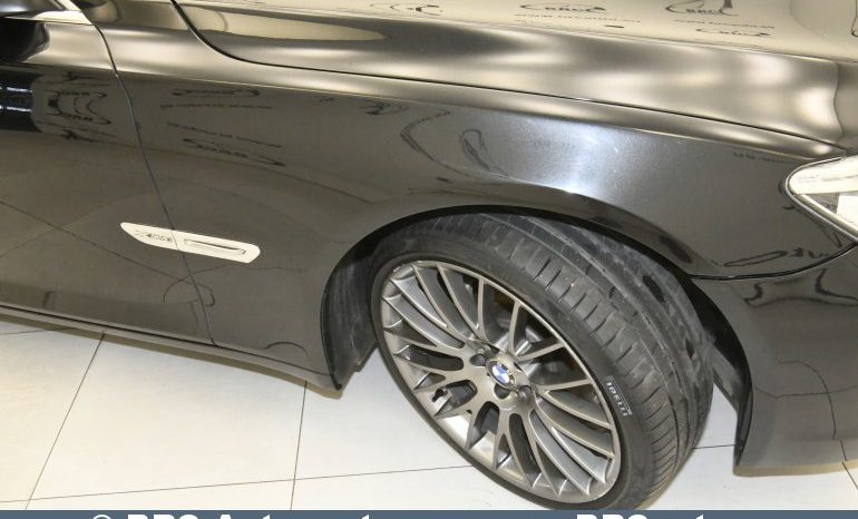 BMW 750 xDrive Automatas 2011 full