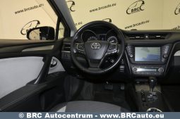 Toyota Avensis 2.0 VVT-i Automatas 2015 full