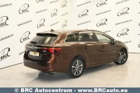 Toyota Avensis 2.0 VVT-i Automatas 2015