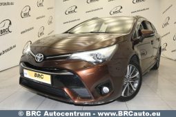 Toyota Avensis 2.0 VVT-i Automatas 2015 full