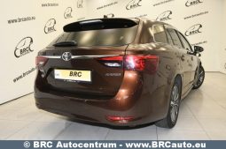 Toyota Avensis 2.0 VVT-i Automatas 2015 full