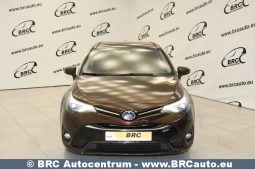 Toyota Avensis 2.0 VVT-i Automatas 2015 full