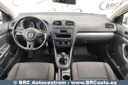 Volkswagen Golf 1.6 TDI Variant 2011 full