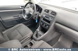 Volkswagen Golf 1.6 TDI Variant 2011 full