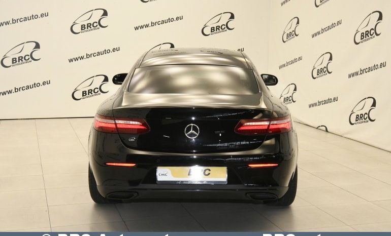 Mercedes-Benz E 200 Coupe Automatas 2019 full