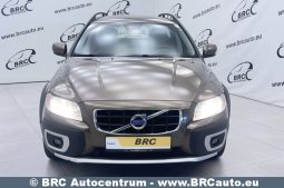 Volvo XC 70 DRIVe AWD 2013 full