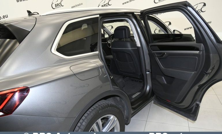 Volkswagen Touareg 3.0 TDI Automatas 2019 full