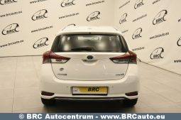 Toyota Auris 1.8 Hybrid Automatas 2019 full