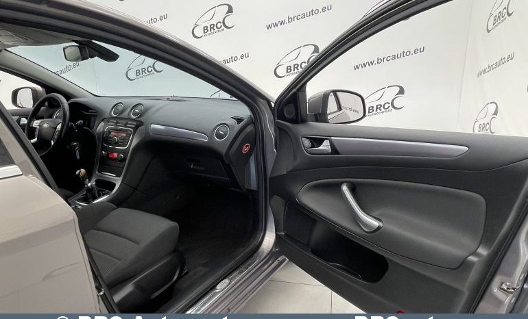 Ford Mondeo 2.0 TDCi Trend 2013 full