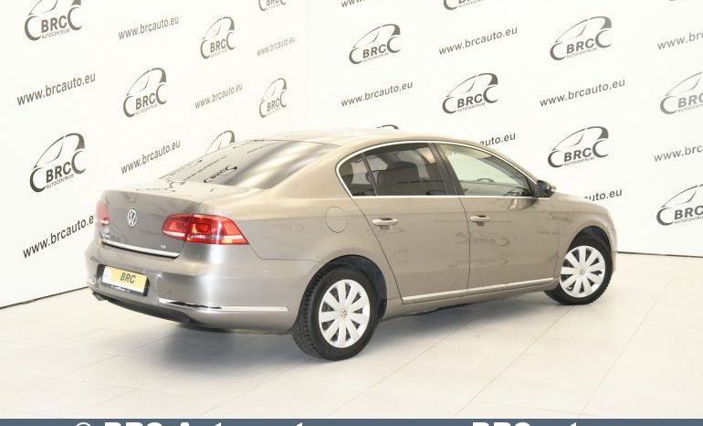 Volkswagen Passat 1.6 TDI 2011 full