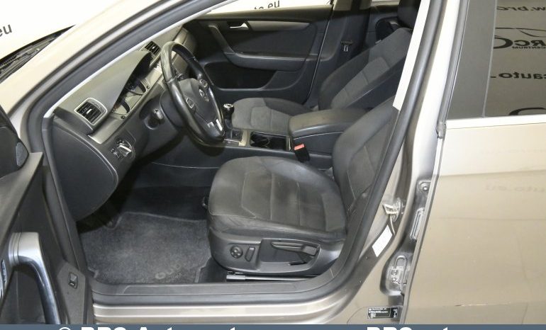 Volkswagen Passat 1.6 TDI 2011 full