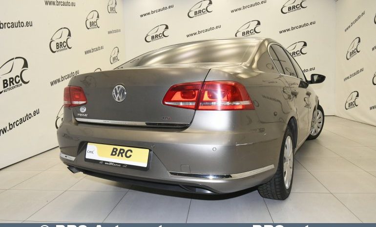 Volkswagen Passat 1.6 TDI 2011 full