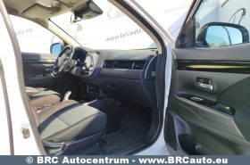 Mitsubishi Outlander 2.4 Plug-in Hybrid 4WD 2020